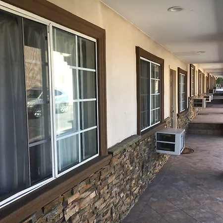 Bartlett Motel-3